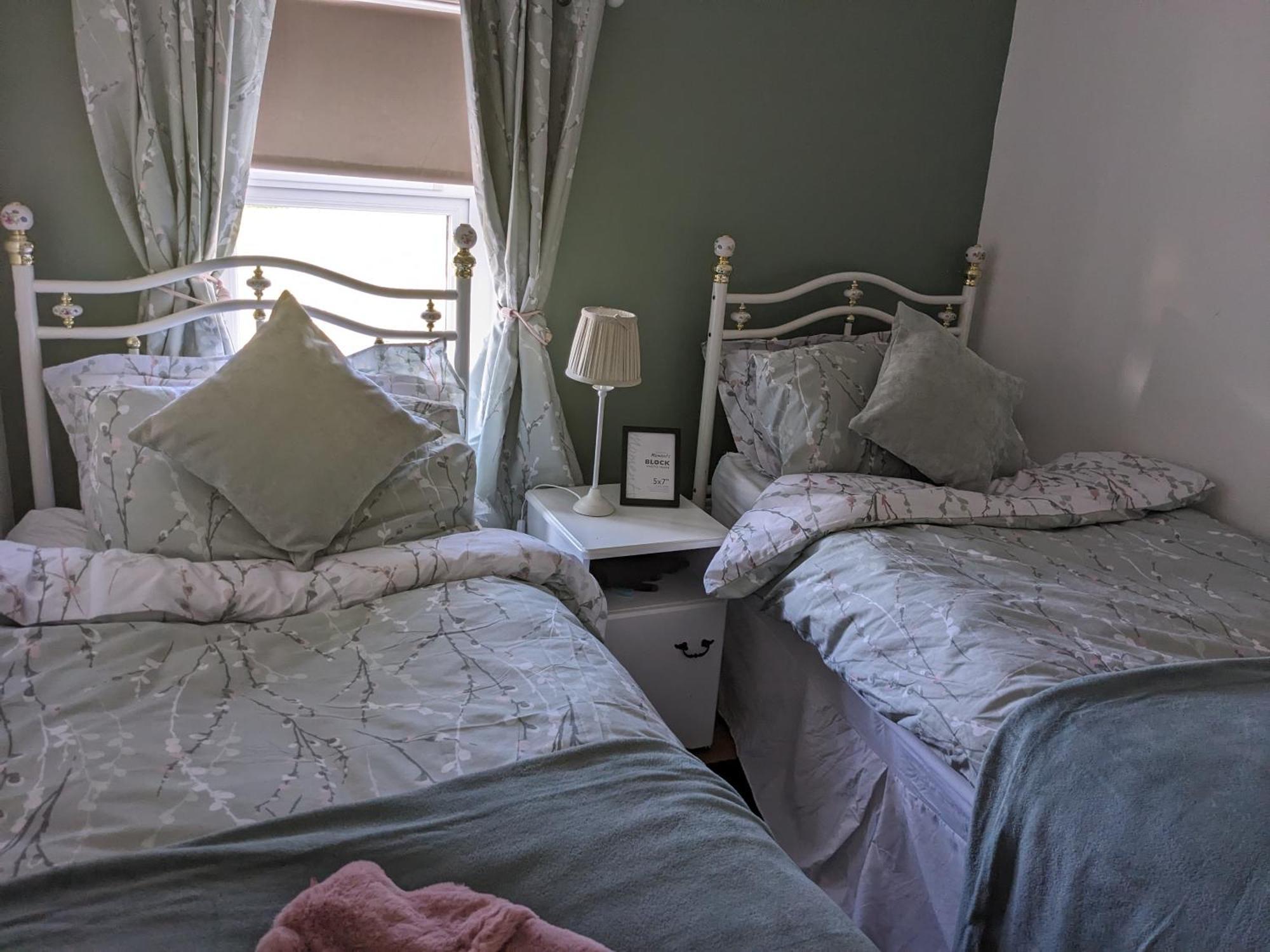 Cosy Cottage With Sea & Mountain Views Carnlough Exterior foto